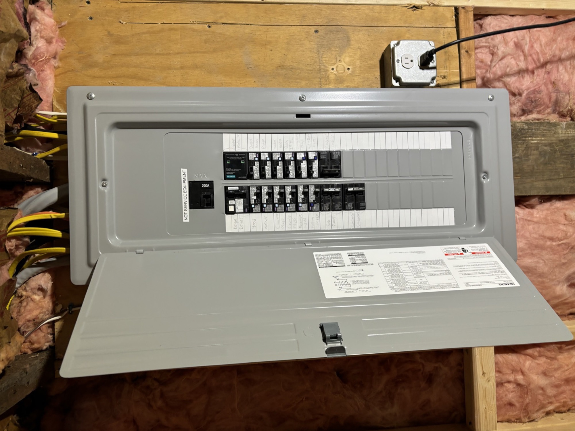 Open 200-amp Siemens panel with every circuit labeled